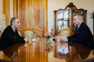 Pellegrini sa stretol so Žilinkom, diskutovali aj o stave Slovenska v boji proti...