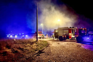 Nočný požiar sa skončil tragicky, v dome v Trnovci nad Váhom zomreli dvaja ľudia...