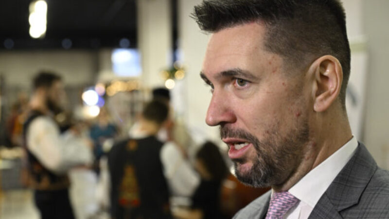 Takáč varuje premiéra, cesta Fica na Ukrajinu môže byť podľa neho nebezpečná