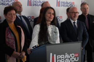 Zuzana Krajčovičová oznámila svoju kandidatúru na predsedníčku BSK a predstavila...