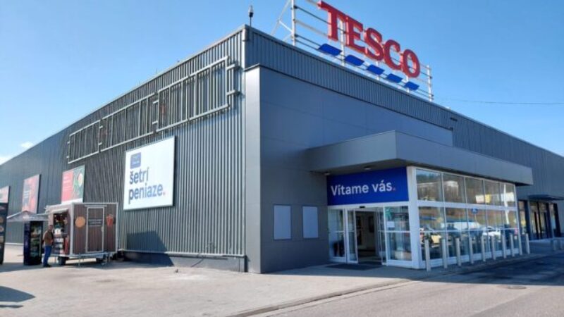 Vynovený hypermarket Tesco v Banskej Bystrici prináša vyšší komfort aj ekologické riešenia