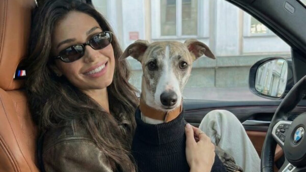 Do TV JOJ vstupuje AI moderátorka Ruby, v práci však nikoho nahrádzať nebude