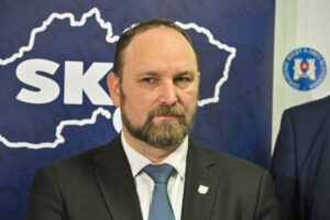 Samosprávy sa spojili a predstavili plán reformy. Chcú silnejšie regióny aj stab...