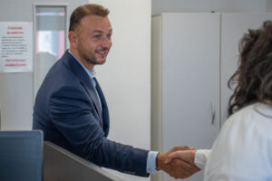 Šutaj Eštok tvrdí, že vláda má podporu, Hlas je pripravený garantovať hlasy pri ...