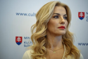 Šimkovičová podľa ministerstva nenesie zodpovednosť za nákup traktorov, obstaráv...