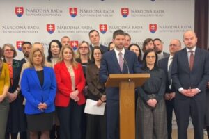 Progresívci pripomenuli, prečo žiadajú odvolanie Tibora Gašpara. Šimečka hovorí ...