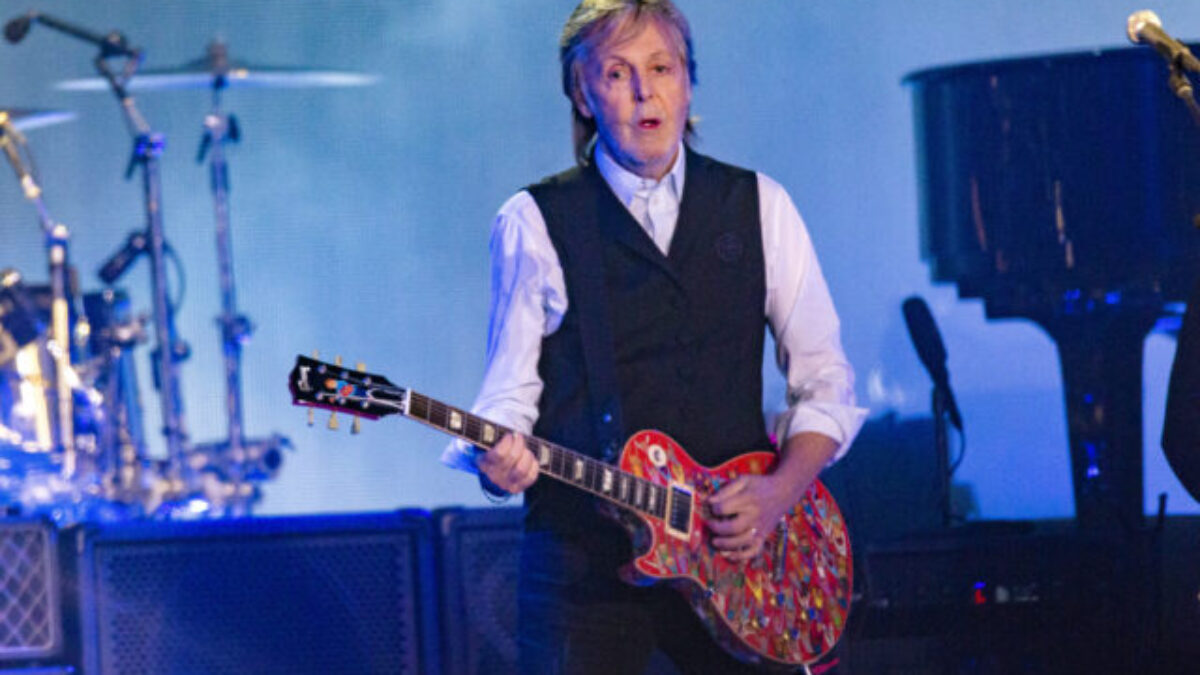 Legendárny Paul McCartney vydal singel a odpočítava čas do vydania svojho nového albumu