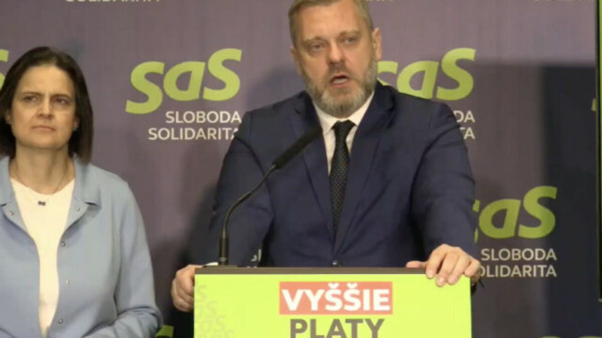 Bankomatová mafia vyčíňa po celom Slovensku, SaS tvrdí, že polícia situáciu nezvláda – VIDEO