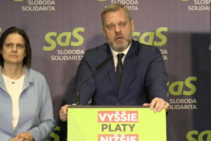 Bankomatová mafia vyčíňa po celom Slovensku, SaS tvrdí, že polícia situáciu nezv...