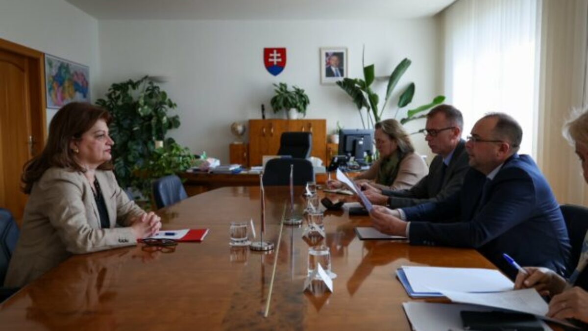 Slovensko podporí Severné Macedónsko, chce mu pomôcť vstúpiť do iniciatívy Trojmoria – FOTO