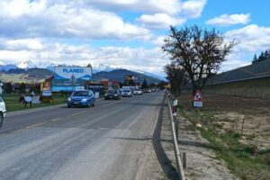 Doprava sa na D1 spomalila, pri Ivachnovej čakali niektorí vodiči takmer hodinu ...