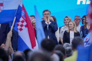 V Záhrebe protestovali tisícky ľudí, požadovali vyššie mzdy aj dôchodky