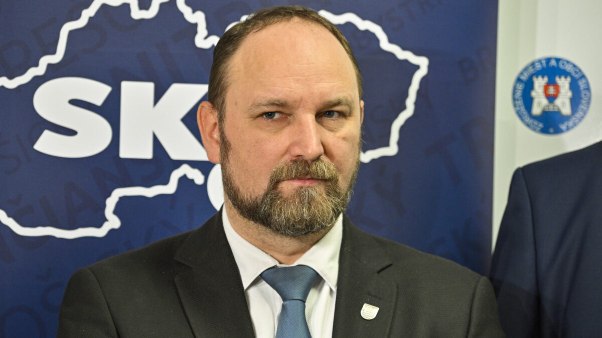 Zástupcovia samospráv vyzývajú na úpravu ústavného zákona o rozpočtovej zodpovednosti, súčasný stav považujú za neudržateľný – VIDEO