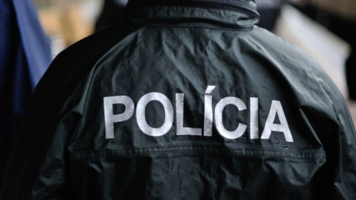 Matka nútila vlastnú dcéru k prostitúcii, hrozí jej väzenie na 12 rokov