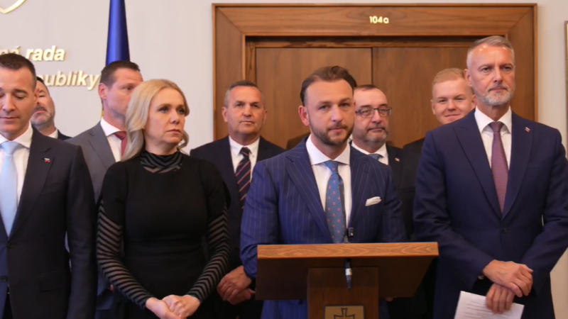 Hlas chce umožniť referendum o predčasných voľbách, Raši hovorí o skúške opozície – VIDEO
