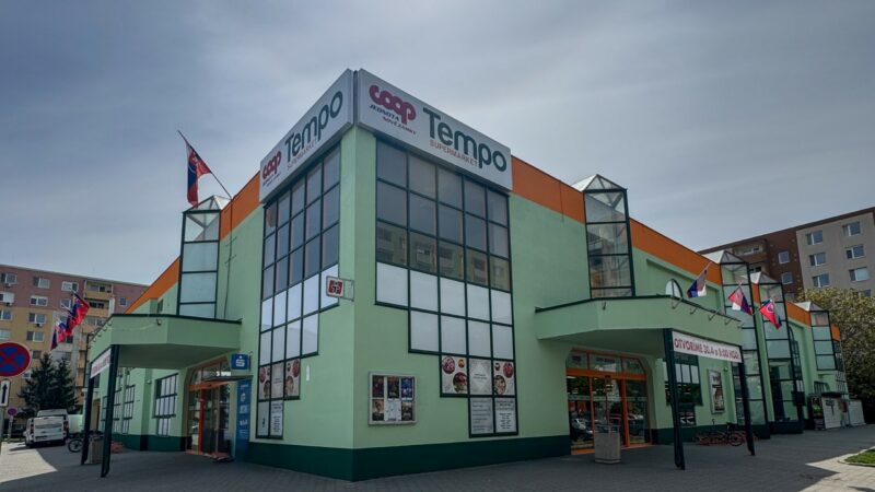 COOP Jednota otvorila po modernizácii predajňu Tempo v Nových Zámkoch