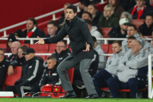 Arteta vyzýva svojich zverencov v Arsenale, abe zvládali emócie v boji o ligový ...