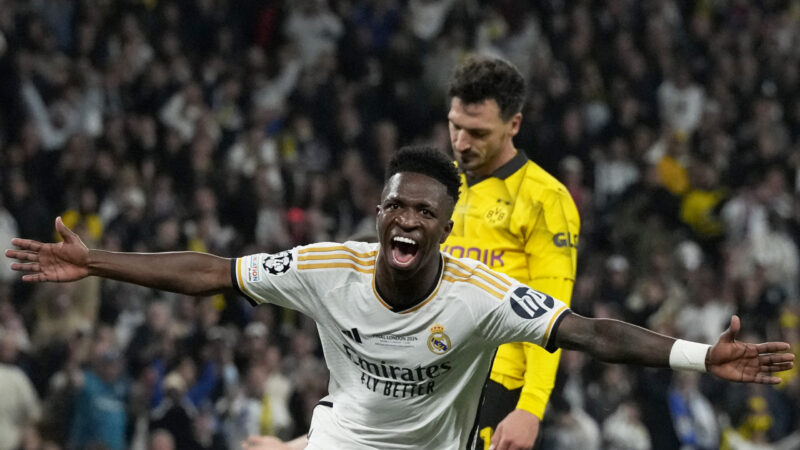 Vinícius Júnior minimálne oddialil majstrovské oslavy FC Barcelona. Uspeje Real Madrid aj v druhom zápase v Barcelone?
