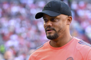 Kompany sľubuje ofenzívnu divočinu aj v odvete semifinále LM. Kto postúpi? – VID...