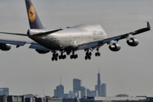 Lufthansa očakáva rast palivových nákladov o pätinu, nezmenený miliardový odhad ...