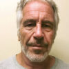 Jeffrey Epstein údajne napísal list na rozlúčku. Čo chcete, aby som urobil – roz...