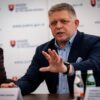 Fico by mal počas návštevy Ruska pripomenúť aj obete vojny na Ukrajine, Amnesty ...