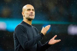 Manchester City znížil stratu na Arsenal po výhre nad Brentfordom. Guardiola si ...