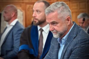 Politológ prekvapený z odročenia kauzy Očistec: Je to pokračovanie situácie, ktorá traumatizuje politickú scénu. Nie je to dobré pre jednu ani druhú stranu