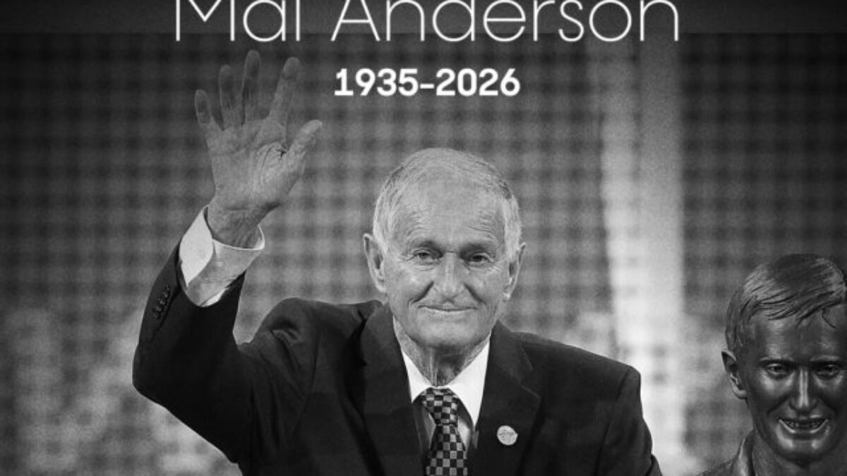 Vo veku 91 rokov zomrel austrálsky velikán Mal Anderson