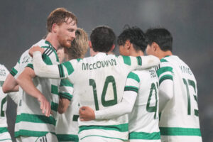 Celtic Glasgow zdolal Glasgow Rangers a na čele tabuľky sa priblížil k hráčom He...