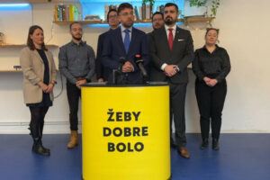 Porvažník a Mudrák pokrstili publikáciu „Žeby dobre bolo”. Kniha má byť aj o viere, že Košický kraj a Košice majú na viac