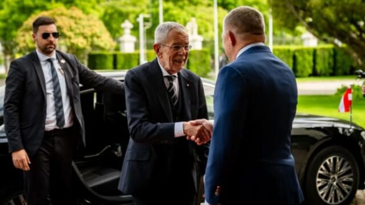 Fico rokoval s rakúskym prezidentom Alexandrom Van der Bellenom, diskutovali aj o konkurencieschopnosti Európskej únie