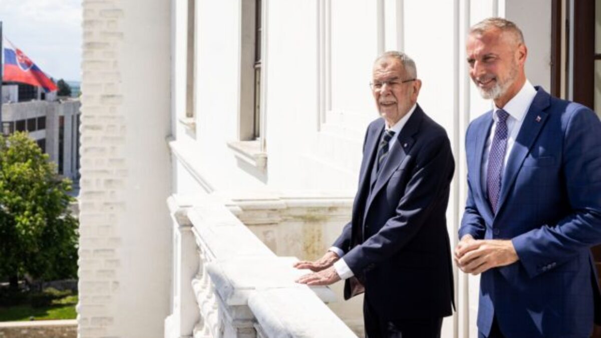Raši prijal rakúskeho prezidenta Alexandra Van der Bellena, témou bola aj cezhraničná spolupráca- FOTO