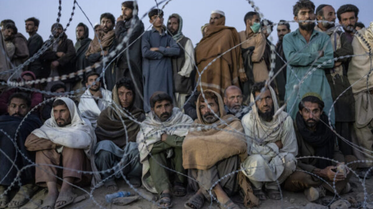 EÚ neuznáva Taliban, ale bude s ním rokovať o návratoch migrantov