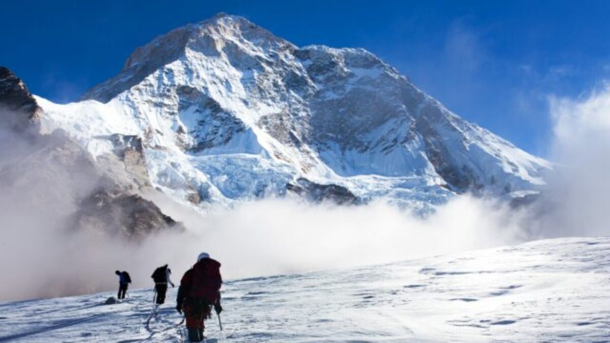 Americká horolezkyňa zahynula v Himalájach pri lavíne na Mount Makalu