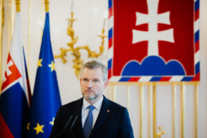 Atentát na Fica musí podľa Pellegriniho ostať varovaním, politikov aj občanov vyzval k upokojeniu atmosféry – VIDEO