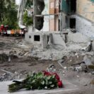 Zelenskyj sľúbil ďalšie odvetné údery po krvavom ruskom útoku na Kyjev