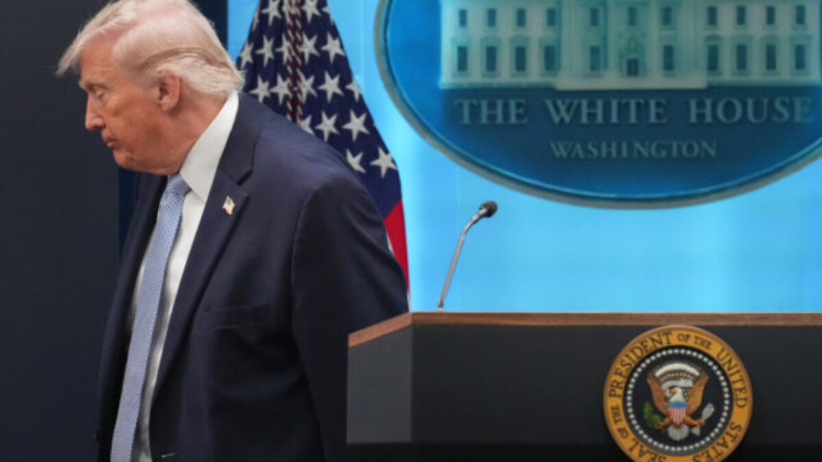 Napätie rastie, Taiwan reaguje na Trumpovo varovanie pred nezávislosťou