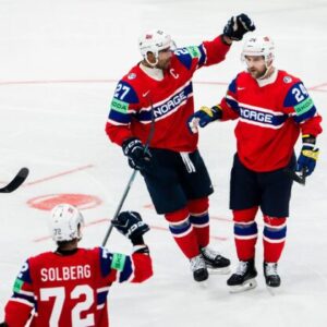 Hetrik Berglunda za 11 minút! Slovinci na MS v hokeji 2026 obrali Čechov o body,...