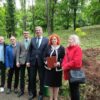Do Aleje významných osobností v košickej botanickej záhrade pribudol ďalší strom...