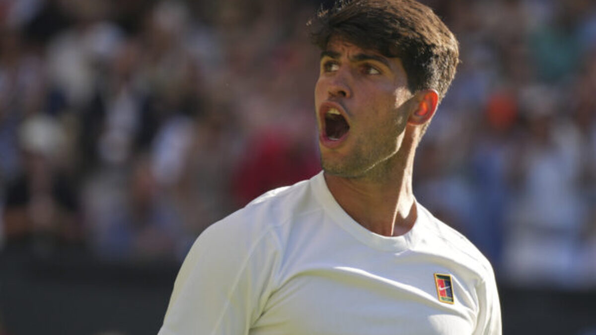 Alcaraz sa po Roland Garros odhlásil aj z Wimbledonu, stále ho trápi zranenie zápästia