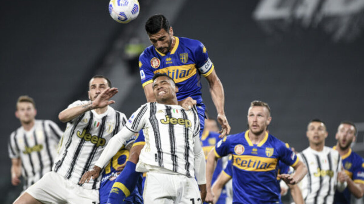 Juventus Turín bojuje o Ligu majstrov, rozhodne kritické derby proti FC Turín
