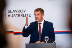 Český premiér Babiš pripustil predaj výrobcu Semtexu, záujem má aj Francúzsko