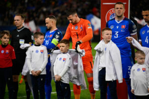 Záujem o Dúbravku údajne majú oba pražské „S“. Vráti sa po 8 rokoch do Sparty?