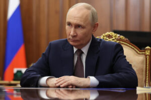 Moskva vyzvala všetkých cudzincov vrátane diplomatov, aby urýchlene opustili Kyj...