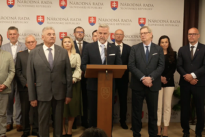 Schôdza NR SR odštartuje s 189 bodmi, Tibor Gašpar predstavil prísnejšie pravidlá v parlamente – VIDEO