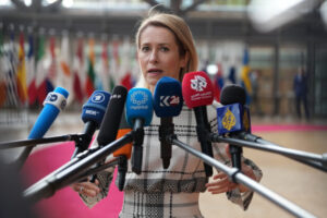 Brusel si predvolal ruského diplomata po hrozbách útokmi na Kyjev