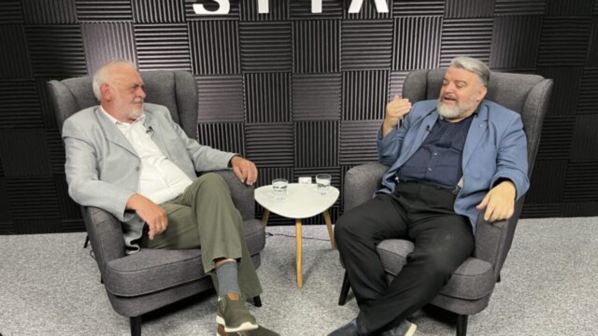 Eduard Chmelár: Péter Magyar je Matovič skrížený s Mečiarom – ROZHOVOR