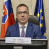 Tomášovo ministerstvo po kritike liberálov prízvukovalo, že opatreniami chce zab...