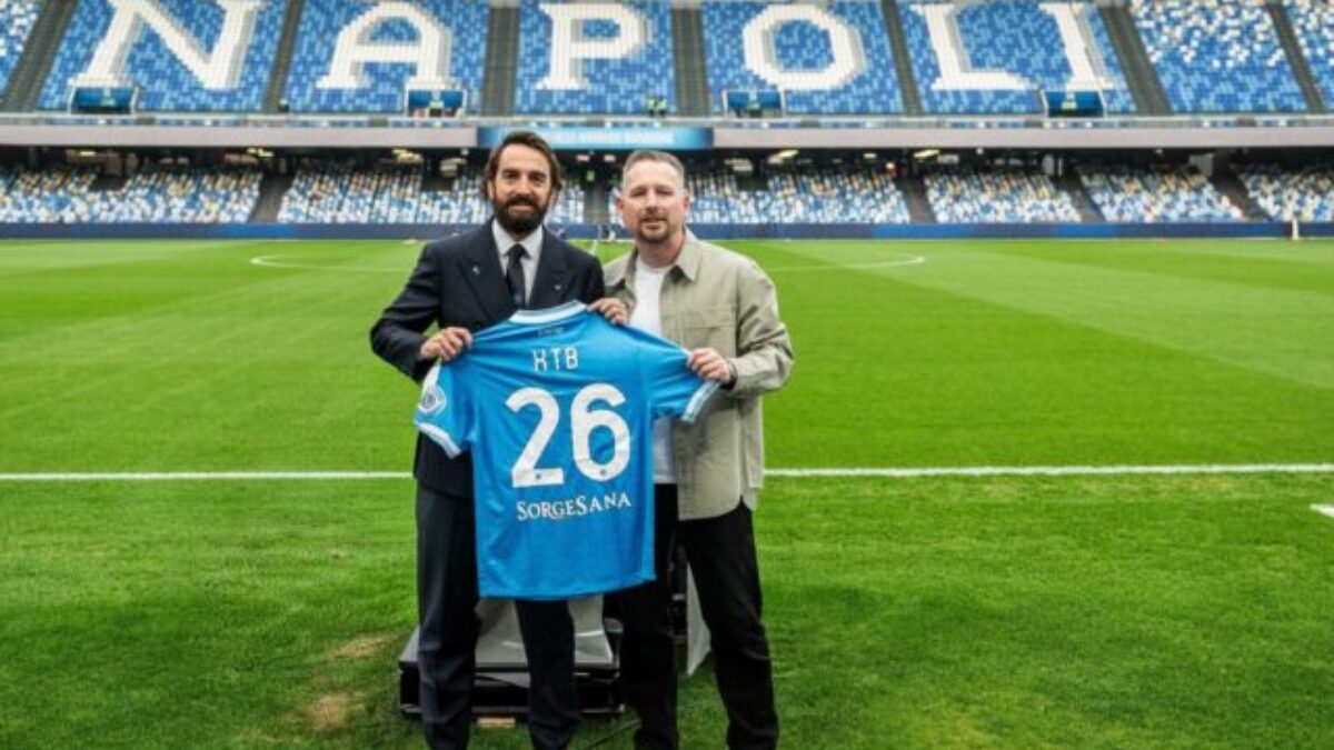 XTB vstupuje do partnerstva s futbalovým gigantom. Spojilo sa s SSC Neapol, za ktorý hrá aj Stanislav Lobotka